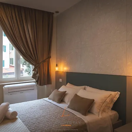 Livornoluxurystay Vendégház *